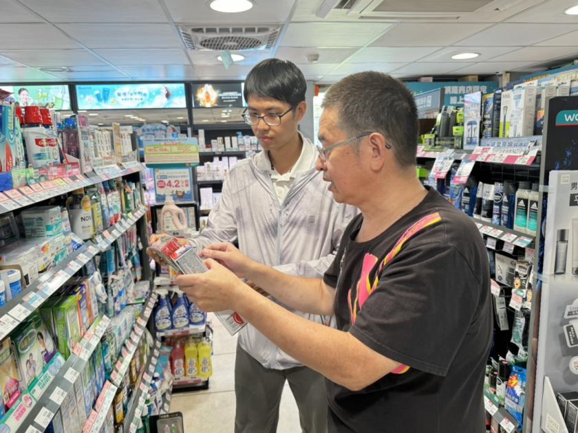 圖2-陳大哥用心服務顧客，為自身創造新價值。2