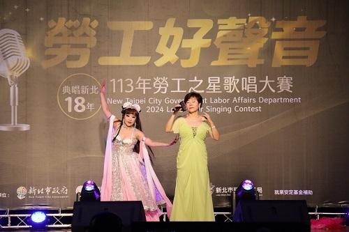 1141024-3女演唱與伴舞1