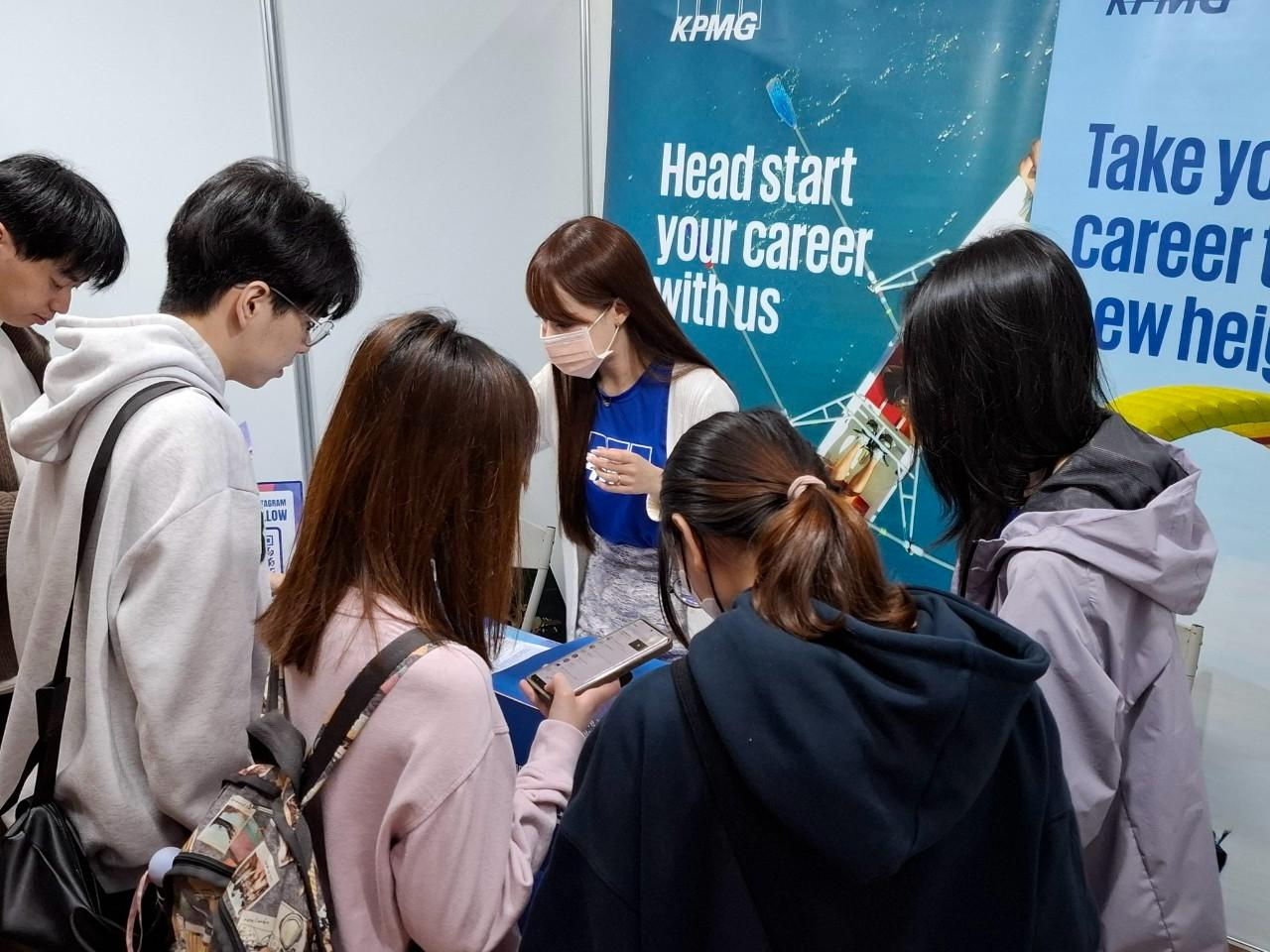 校園就博會參與踴躍