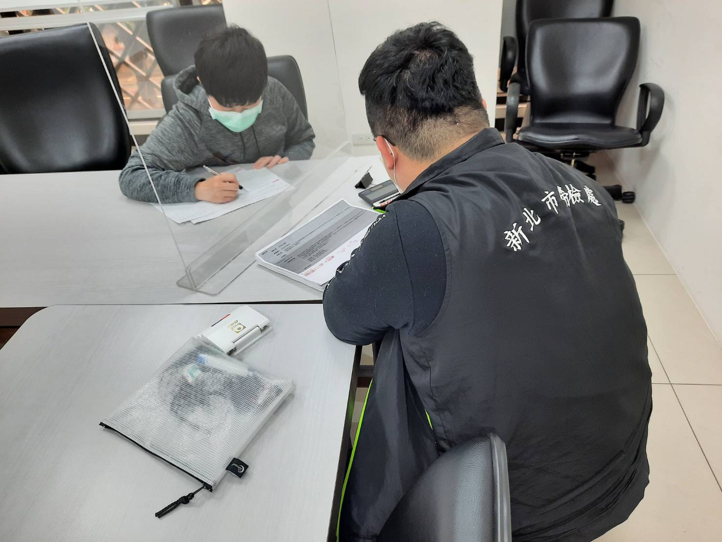 228和平紀念日出勤 雇主應依法加倍給薪或補假