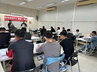 1130323堆高機移工專班室內課-1