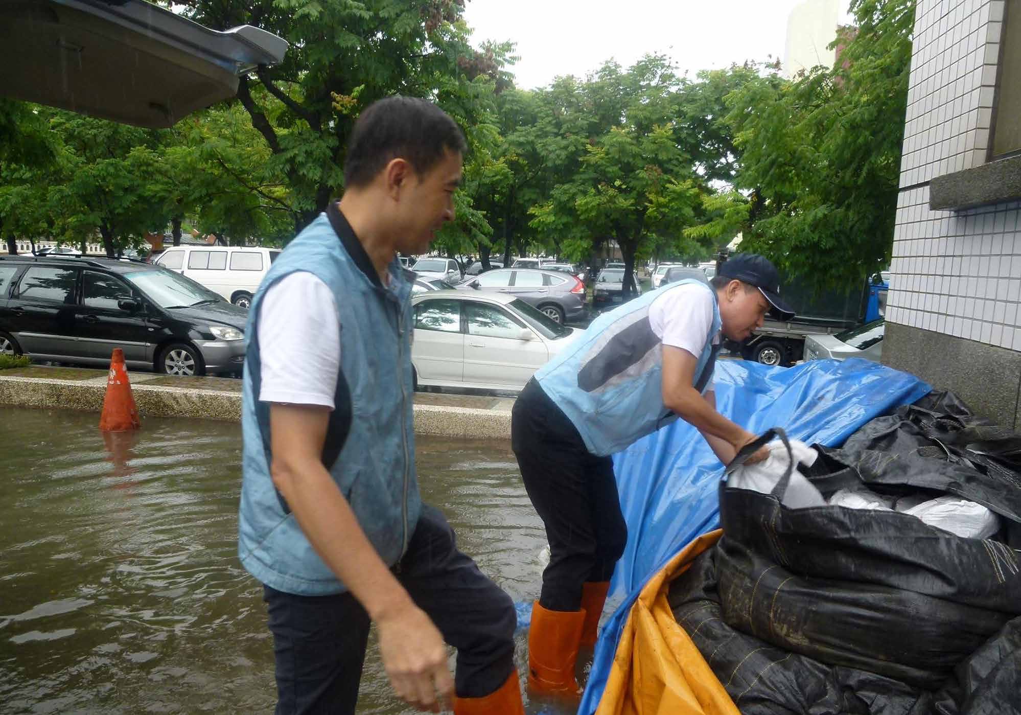 版3_1 颱風出勤ABC 不能只有我看到.jpg