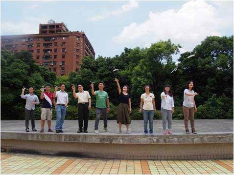 版8-1 機器人及手擲機滯空競賽.jpg