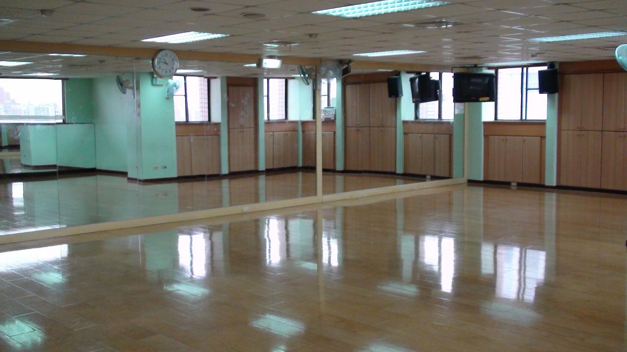 9樓韻律教室-2.jpg