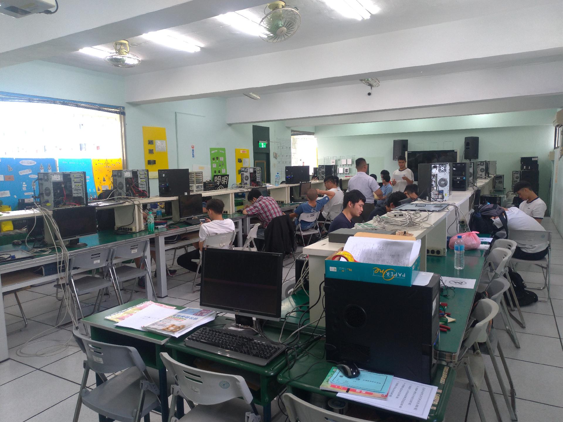 電腦硬體裝修丙級證照輔導待役役男專班